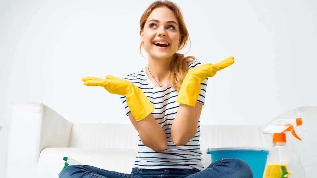 Como Lavar Seu Sofá em Casa e Eliminar Manchas de Forma Profissional